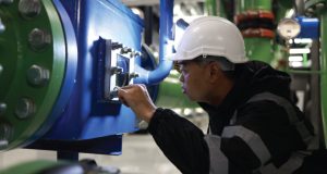 Large-scale pumping power for data centers